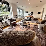 Schoenster Rheinblick Messe Parken Luxus 10 Person