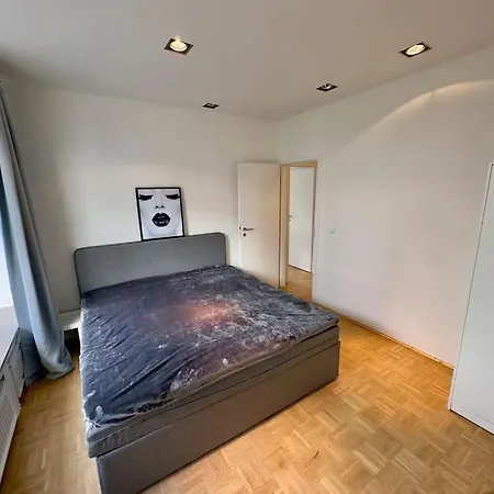 Schoenster Rheinblick Messe Parken Luxus 10 Person Apartment *