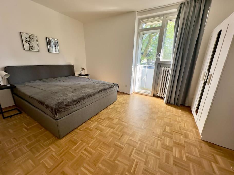 Apartment Schönster Rheinblick Messe Parken Luxus 10 Person *