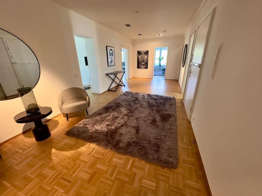 Schönster Rheinblick Messe Parken Luxus 10 Person *