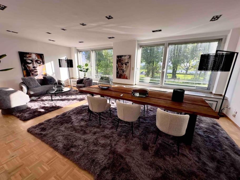 Schönster Rheinblick Messe Parken Luxus 10 Person *